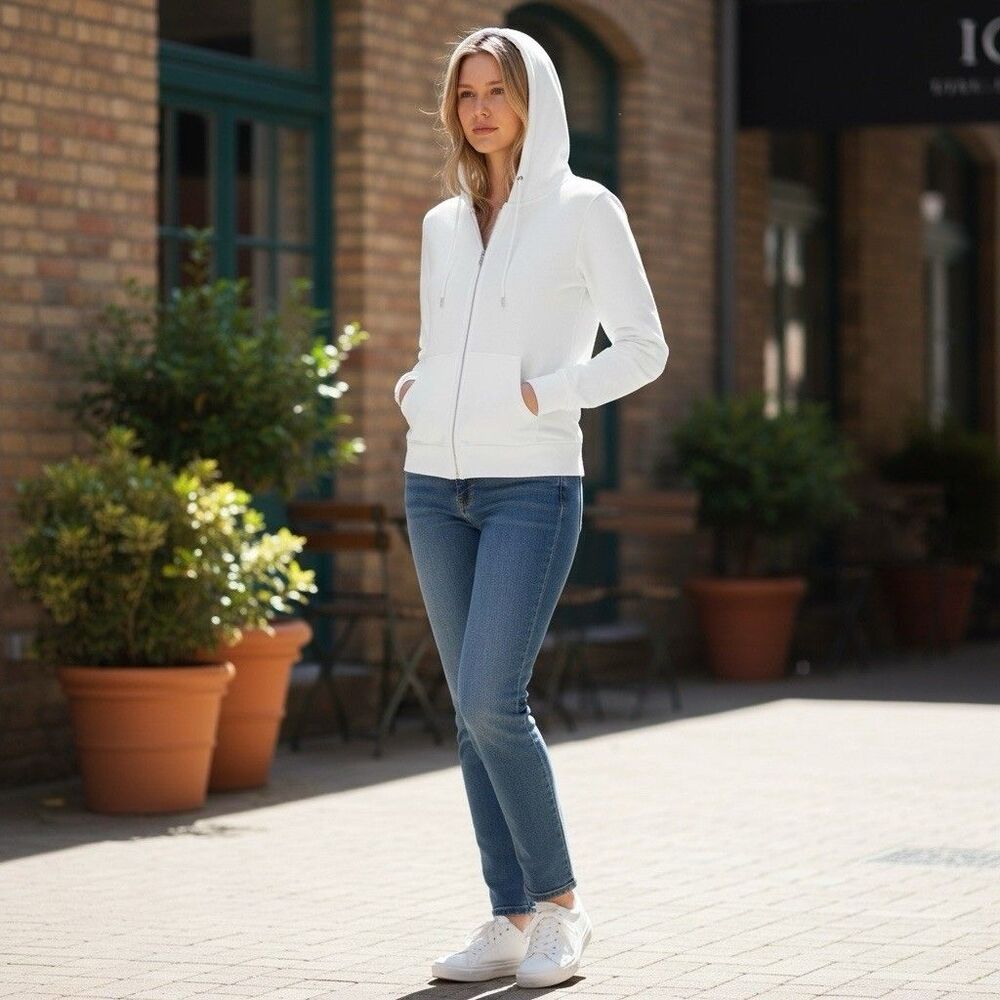 GAP Women’s Lightweight Zip Up Hoodie | White | Medium